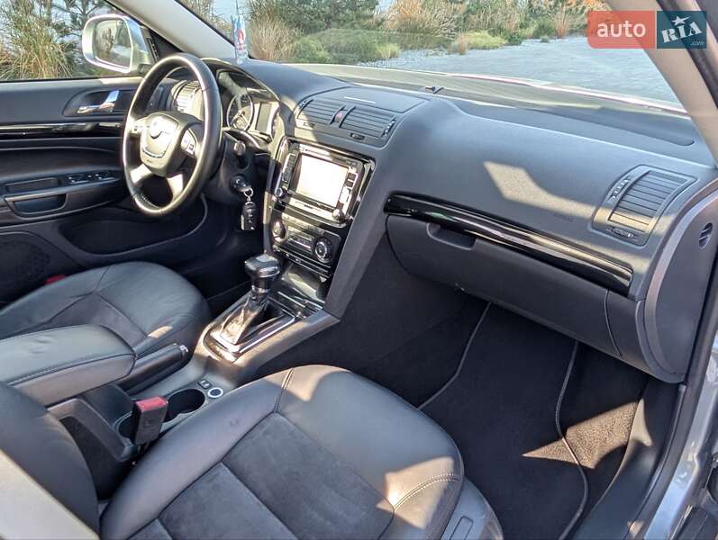 Универсал Skoda Octavia 2011 в Луцке фото 47 Универсал Skoda Octavia 2011 в Луцке