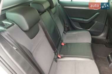 Універсал Skoda Octavia 2019 в  фото 43 Універсал Skoda Octavia 2019 в