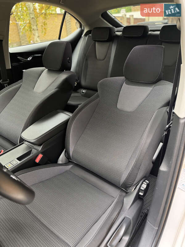 Лифтбек Skoda Octavia 2020 в Киеве фото 12 Лифтбек Skoda Octavia 2020 в Киеве