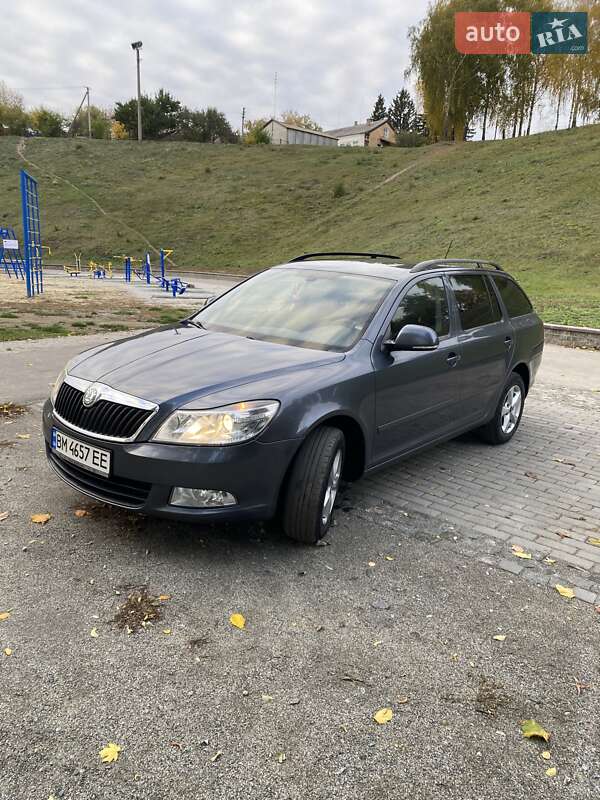 Універсал Skoda Octavia 2011 в Липовій Долині