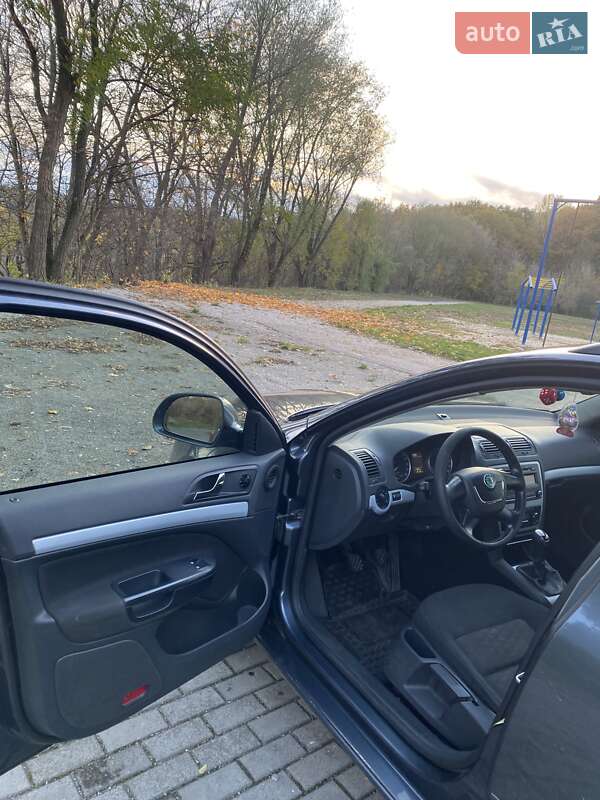 Універсал Skoda Octavia 2011 в Липовій Долині