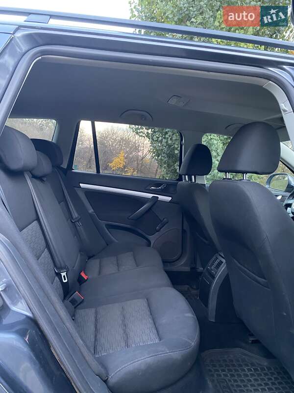 Універсал Skoda Octavia 2011 в Липовій Долині