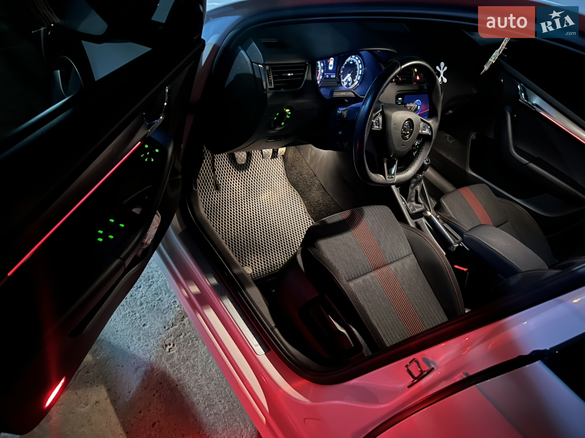 2019 Skoda Octavia - мініатюра 25