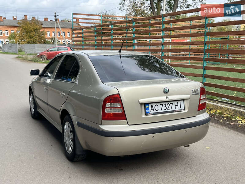 Ліфтбек Skoda Octavia 2005 в Володимирі