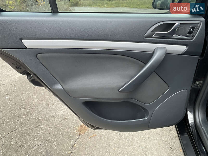 Универсал Skoda Octavia 2011 в Ковеле фото 14 Универсал Skoda Octavia 2011 в Ковеле