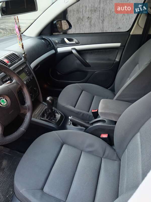 Универсал Skoda Octavia 2004 в Луцке фото 5 Универсал Skoda Octavia 2004 в Луцке