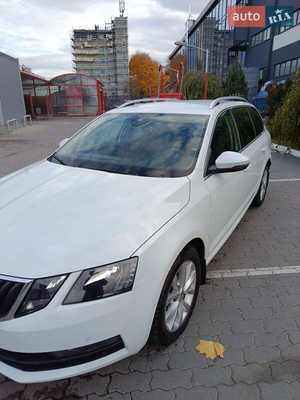 Универсал Skoda Octavia 2017 в Львове