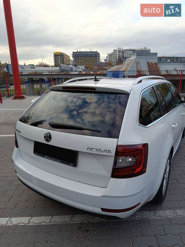 Универсал Skoda Octavia 2017 в Львове