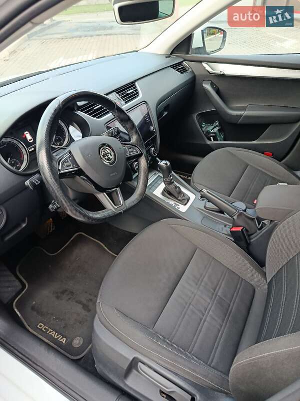 Универсал Skoda Octavia 2017 в Львове