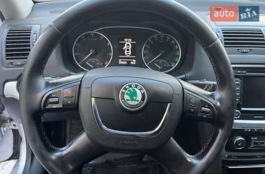 Універсал Skoda Octavia 2010 в  фото 26 Універсал Skoda Octavia 2010 в