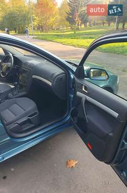 Лифтбек Skoda Octavia 2005 в  фото 21 Лифтбек Skoda Octavia 2005 в