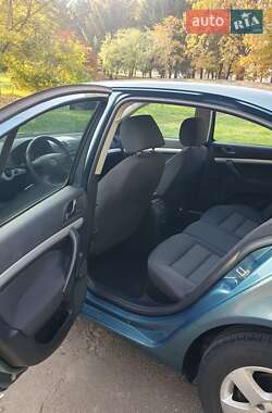 Лифтбек Skoda Octavia 2005 в  фото 26 Лифтбек Skoda Octavia 2005 в