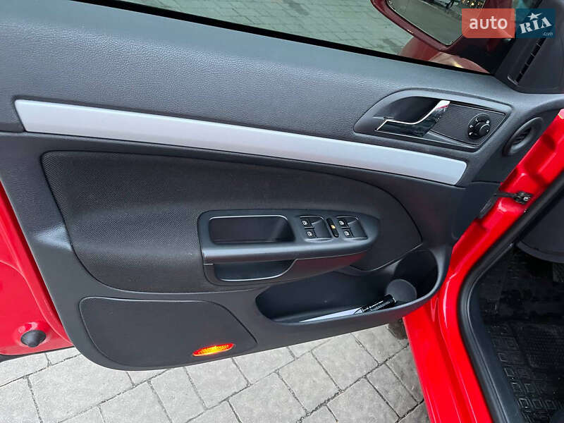 Универсал Skoda Octavia 2011 в Дрогобыче