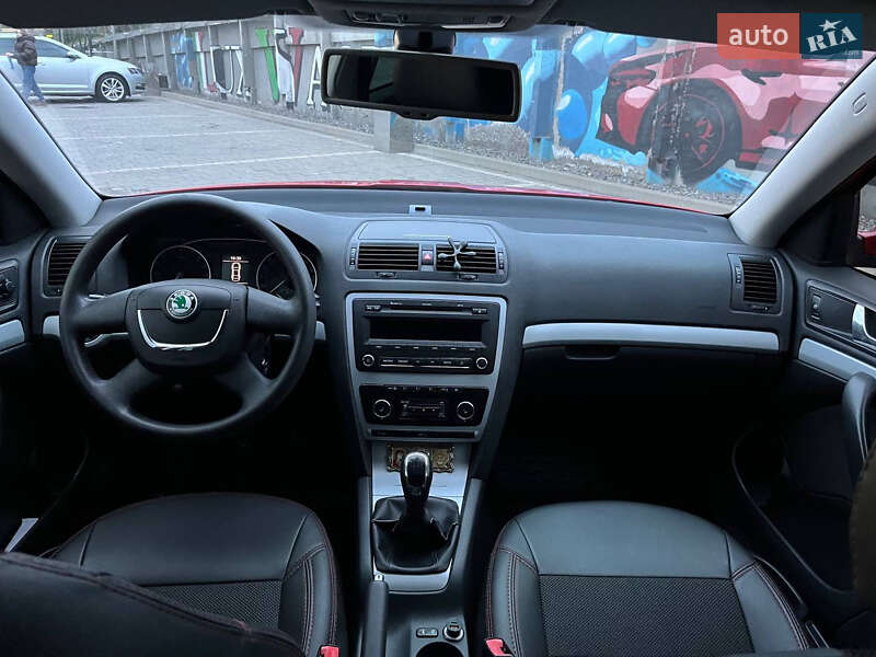 Универсал Skoda Octavia 2011 в Дрогобыче