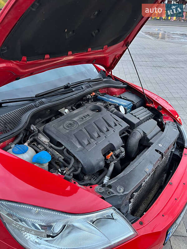 Универсал Skoda Octavia 2011 в Дрогобыче