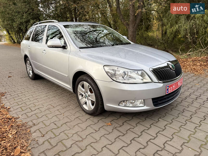Универсал Skoda Octavia 2012 в Луцке фото Универсал Skoda Octavia 2012 в Луцке