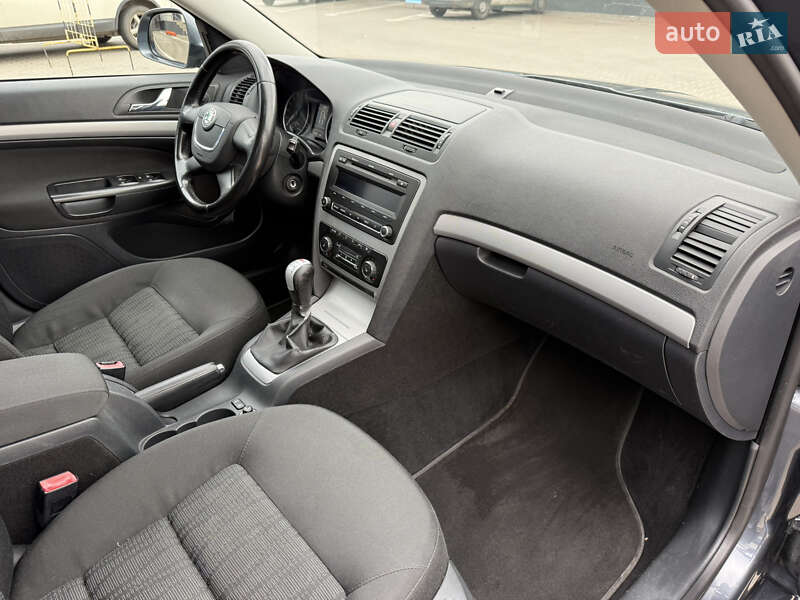 Универсал Skoda Octavia 2011 в Ровно фото 30 Универсал Skoda Octavia 2011 в Ровно