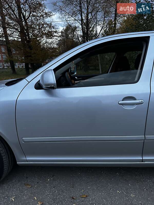 Ліфтбек Skoda Octavia 2011 в Надвірній фото 35 Ліфтбек Skoda Octavia 2011 в Надвірній