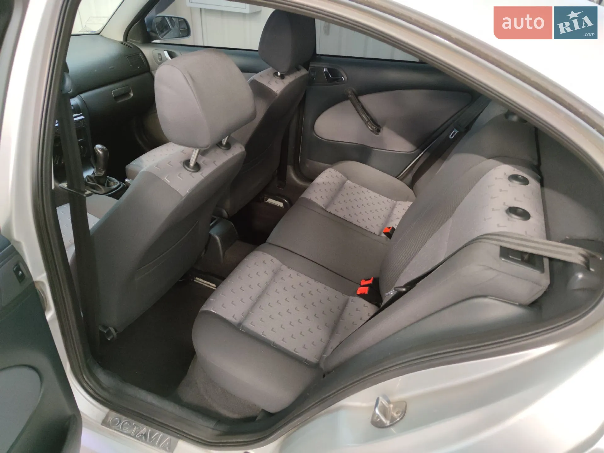 Skoda Octavia 2006 VIN TMBDK41U16B065909 фото оголошення 9 з 13