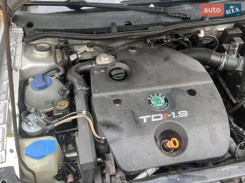 Ліфтбек Skoda Octavia 2003 в Борщеві фото 24 Ліфтбек Skoda Octavia 2003 в Борщеві