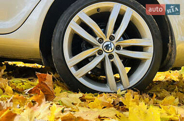 Універсал Skoda Octavia 2012 в  фото 32 Універсал Skoda Octavia 2012 в