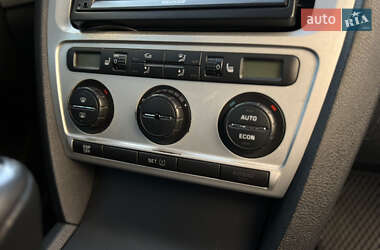 Ліфтбек Skoda Octavia 2006 в  фото 13 Ліфтбек Skoda Octavia 2006 в