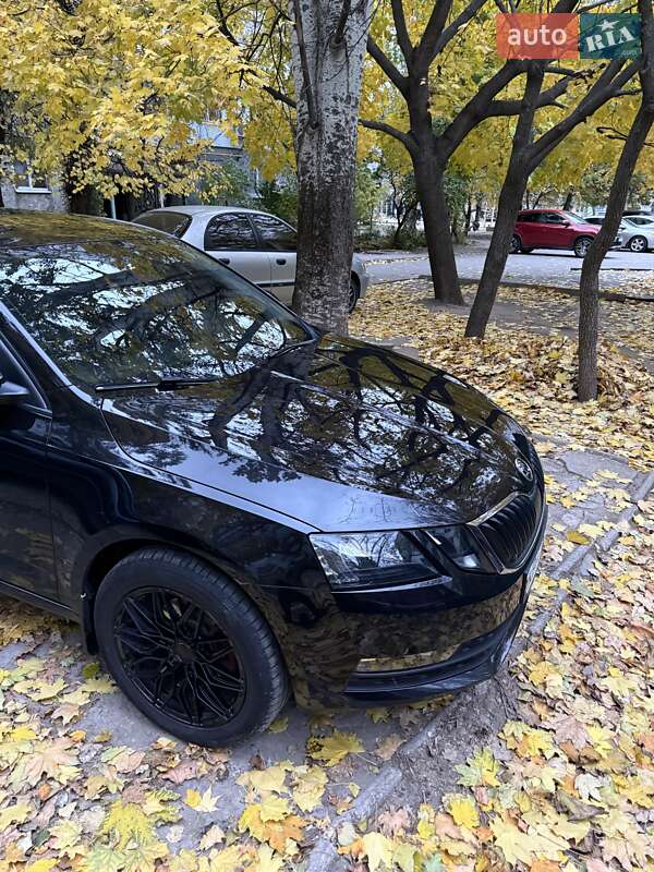 Лифтбек Skoda Octavia 2020 в Запорожье