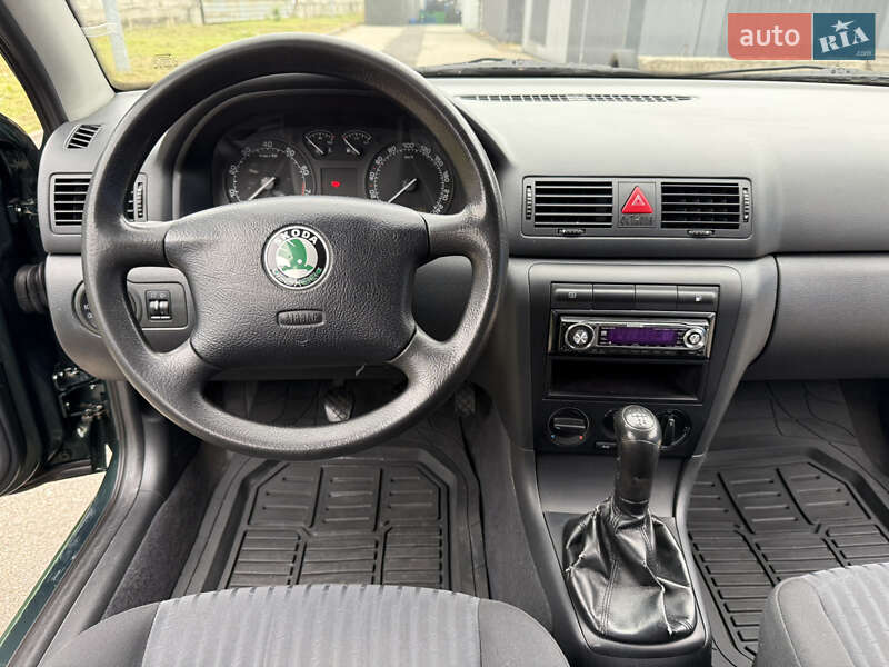 Лифтбек Skoda Octavia 2001 в Киеве фото 20 Лифтбек Skoda Octavia 2001 в Киеве