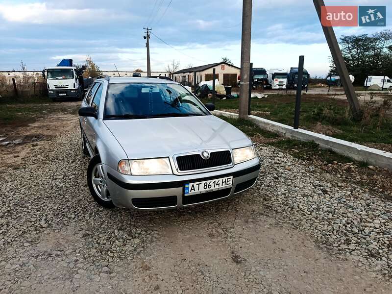 Универсал Skoda Octavia 2002 в Ивано-Франковске