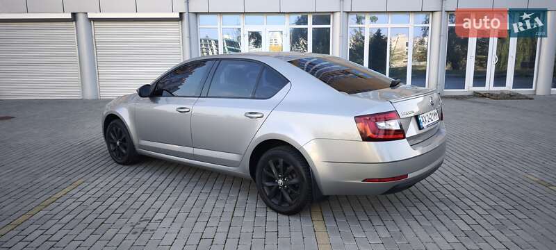 Лифтбек Skoda Octavia 2017 в Харькове фото 6 Лифтбек Skoda Octavia 2017 в Харькове