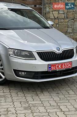 Універсал Skoda Octavia 2015 в  фото 36 Універсал Skoda Octavia 2015 в