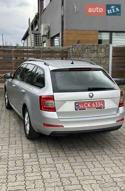 Універсал Skoda Octavia 2015 в  фото 41 Універсал Skoda Octavia 2015 в