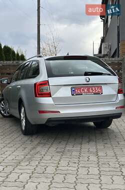 Універсал Skoda Octavia 2015 в  фото 50 Універсал Skoda Octavia 2015 в