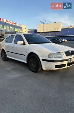 Ліфтбек Skoda Octavia 2003 в Дніпрі