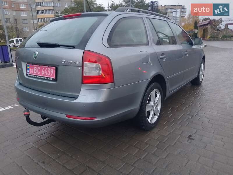 Универсал Skoda Octavia 2013 в Ровно