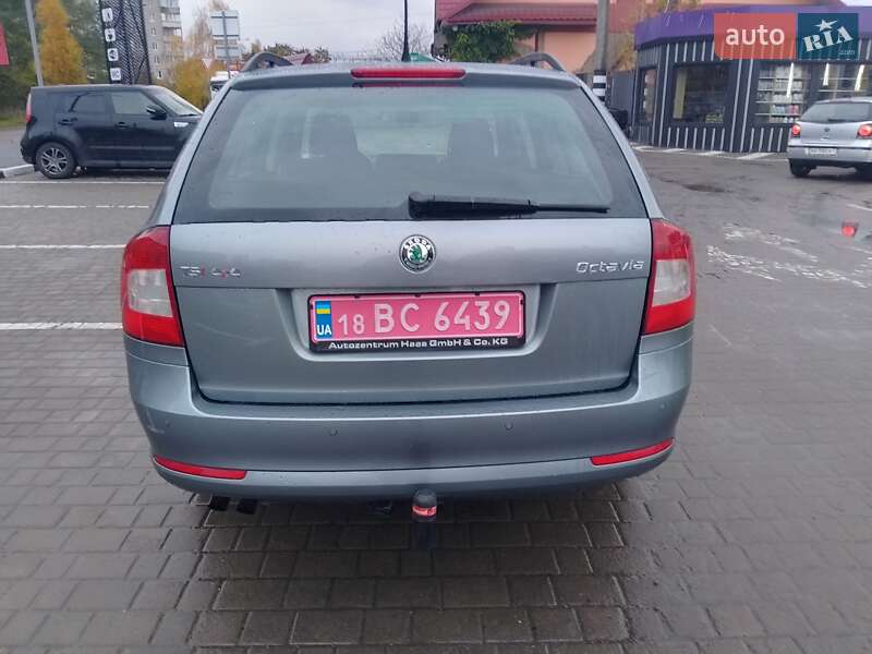 Универсал Skoda Octavia 2013 в Ровно
