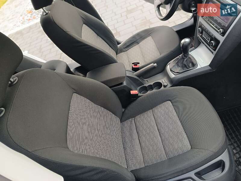 Универсал Skoda Octavia 2010 в Мукачево