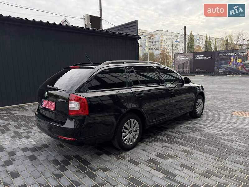 Универсал Skoda Octavia 2012 в Полтаве