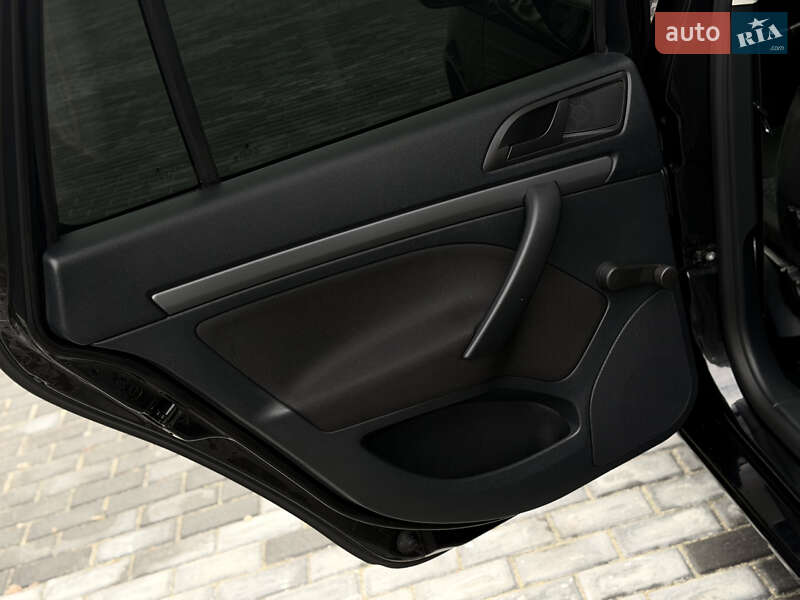 Универсал Skoda Octavia 2012 в Полтаве