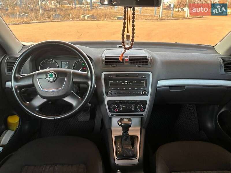 Ліфтбек Skoda Octavia 2010 в Кривому Розі фото 6 Ліфтбек Skoda Octavia 2010 в Кривому Розі