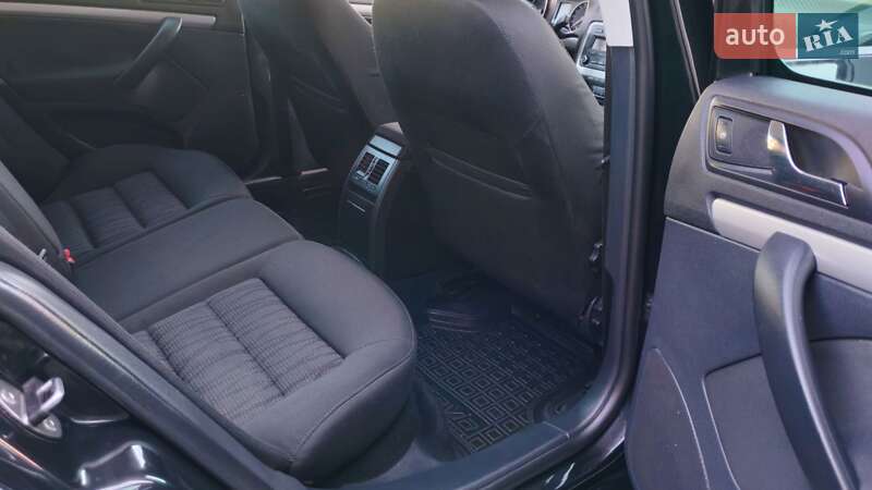 Универсал Skoda Octavia 2009 в Сокале