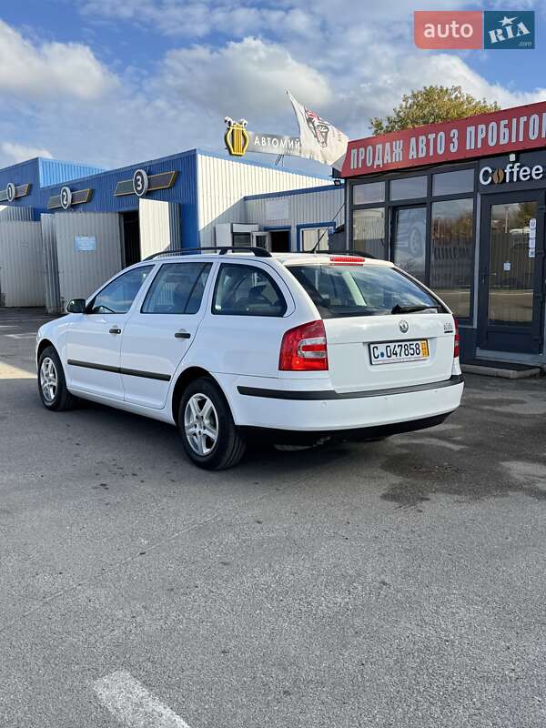 Универсал Skoda Octavia 2008 в Каменке