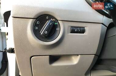 Універсал Skoda Octavia 2014 в  фото 12 Універсал Skoda Octavia 2014 в