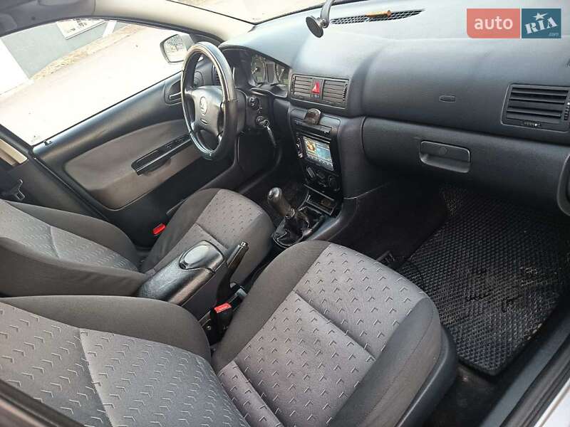 Лифтбек Skoda Octavia 2008 в Львове фото 10 Лифтбек Skoda Octavia 2008 в Львове