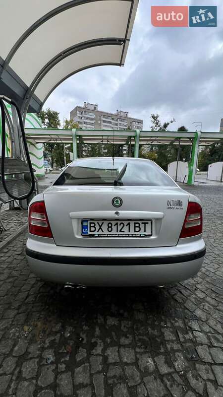 Ліфтбек Skoda Octavia 2003 в Броварах