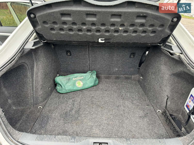 Лифтбек Skoda Octavia 2011 в Краснокутске