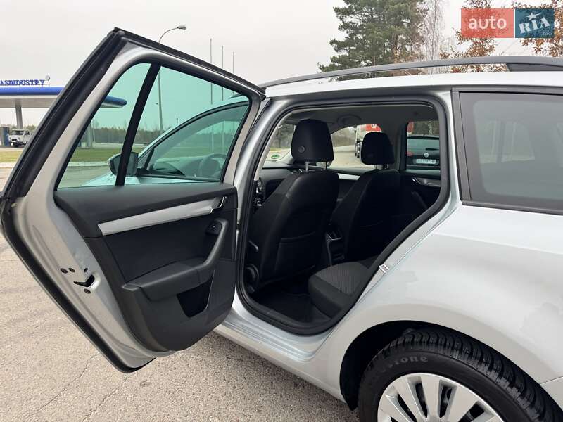 Универсал Skoda Octavia 2016 в Ковеле