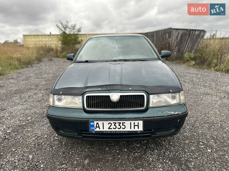 Лифтбек Skoda Octavia 1998 в Киеве