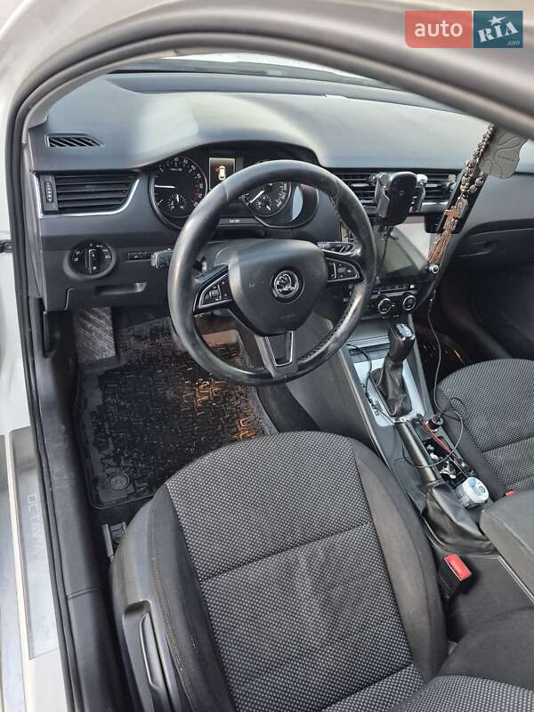 Універсал Skoda Octavia 2014 в Івано-Франківську