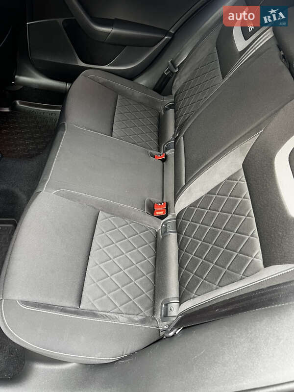 Универсал Skoda Octavia 2017 в Покрове